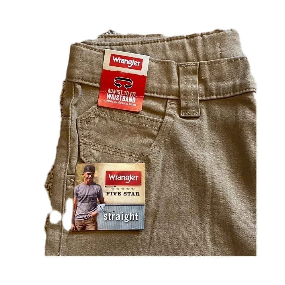 Wrangler Straight Leg Husky 10 Tan Jeans New with Tags​